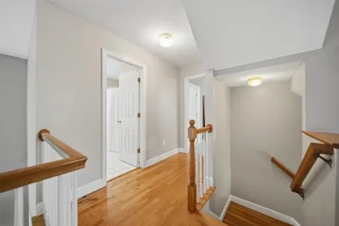 9 Hawk Drive Salem NH 03079