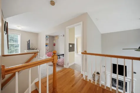 9 Hawk Drive Salem NH 03079