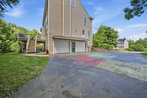 9 Hawk Drive Salem NH 03079