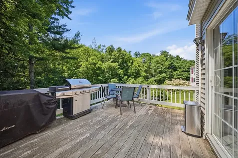 9 Hawk Drive Salem NH 03079