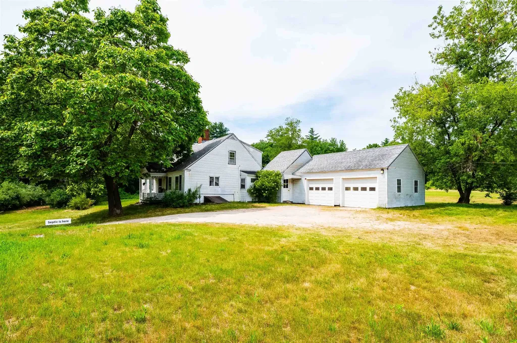 4 Whitehouse Road Rochester NH 03867