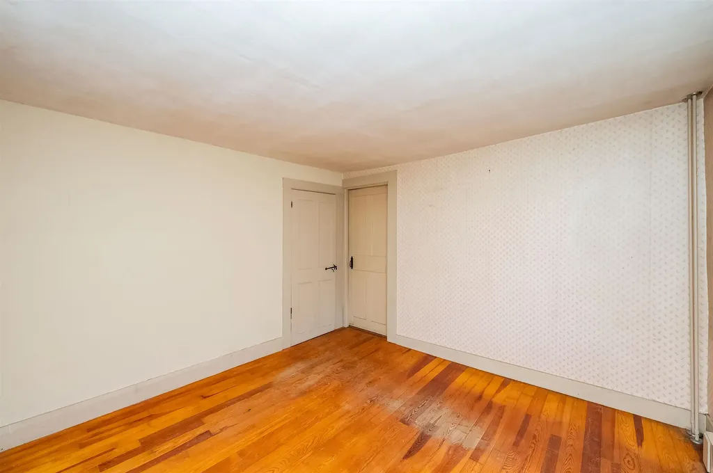 4 Whitehouse Road Rochester NH 03867
