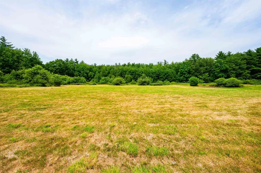 4 Whitehouse Road Rochester NH 03867