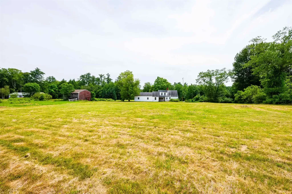 4 Whitehouse Road Rochester NH 03867