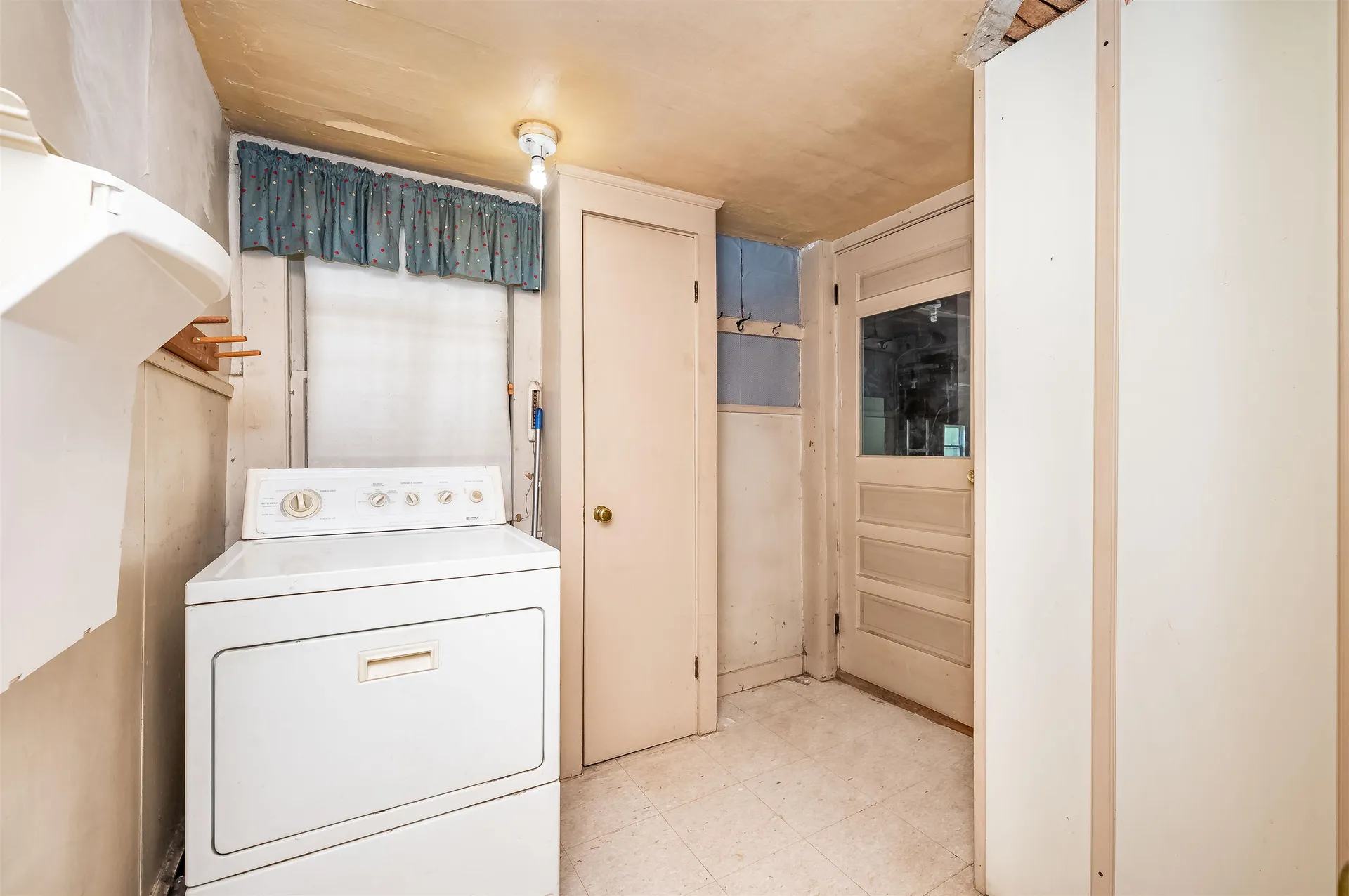 4 Whitehouse Road Rochester NH 03867