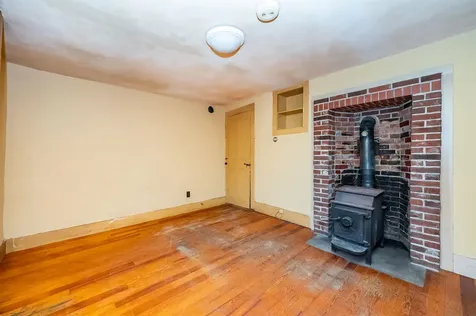 4 Whitehouse Road Rochester NH 03867