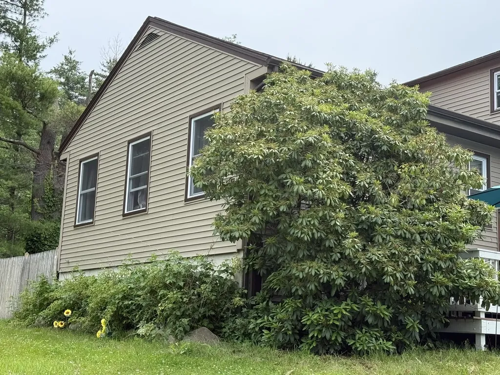 5 Walnut Hill Road Derry NH 03038