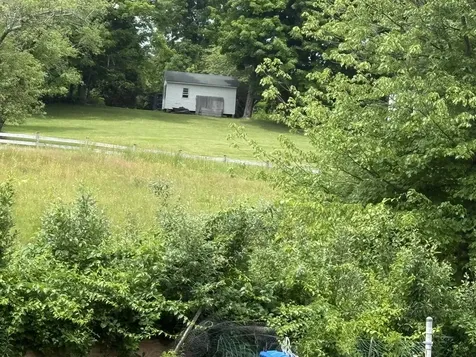 5 Walnut Hill Road Derry NH 03038