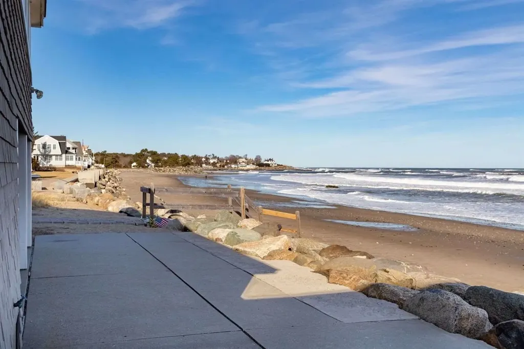 1056 Ocean Boulevard Hampton NH 03842