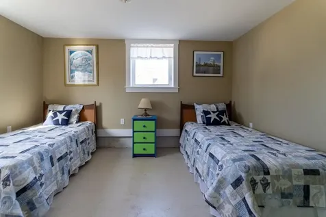 1056 Ocean Boulevard Hampton NH 03842