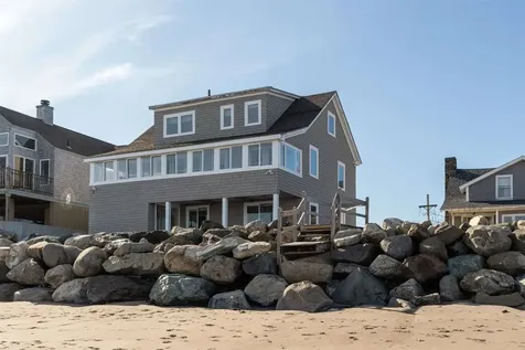 1056 Ocean Boulevard Hampton NH 03842