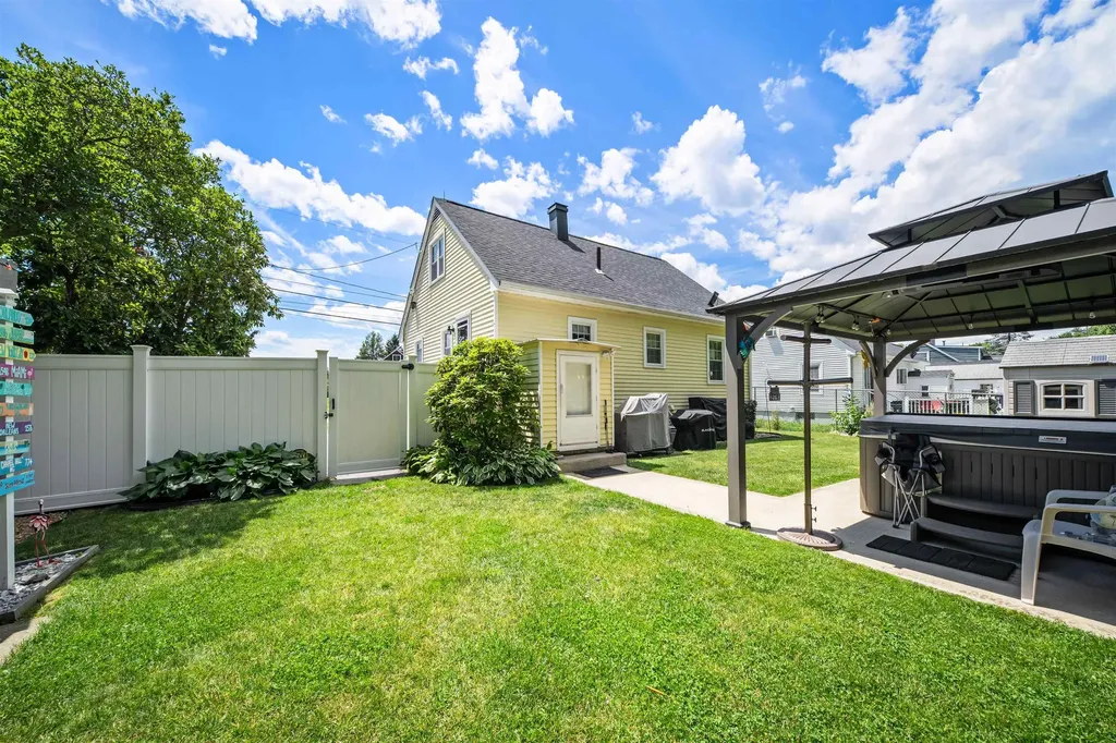 45 Applevale Drive Dover NH 03820