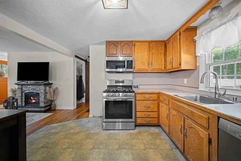 45 Applevale Drive Dover NH 03820