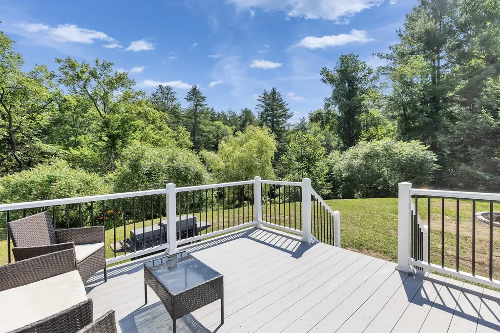 229 Back Ashuelot Road Winchester NH 03470