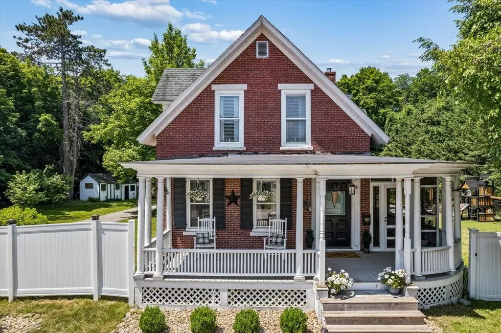 29 Tremont Street Boscawen NH 03303