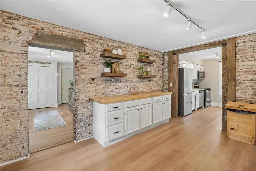 29 Tremont Street Boscawen NH 03303