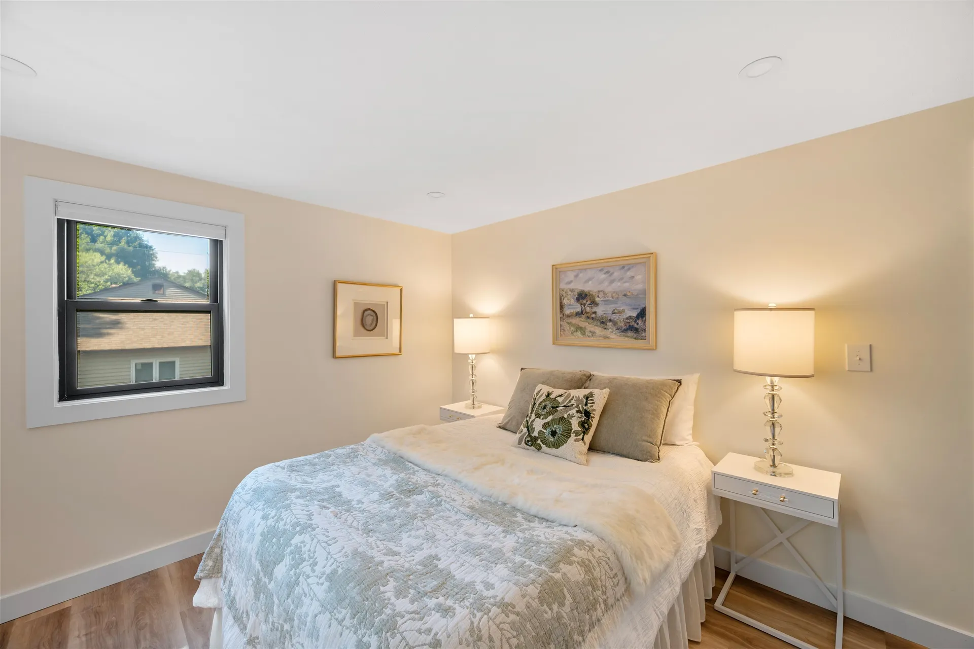 11 Hanson Avenue Salem NH 03079