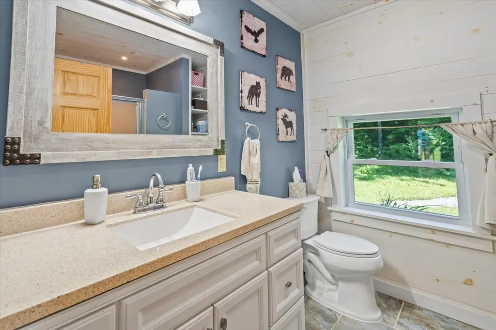 114 W Woodbury Road Woodbury VT 05680