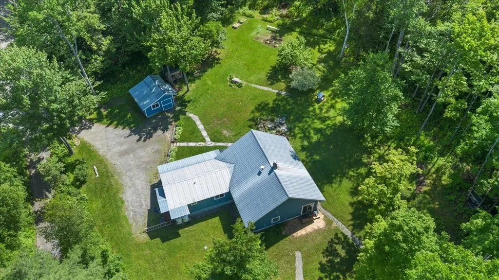 114 W Woodbury Road Woodbury VT 05680