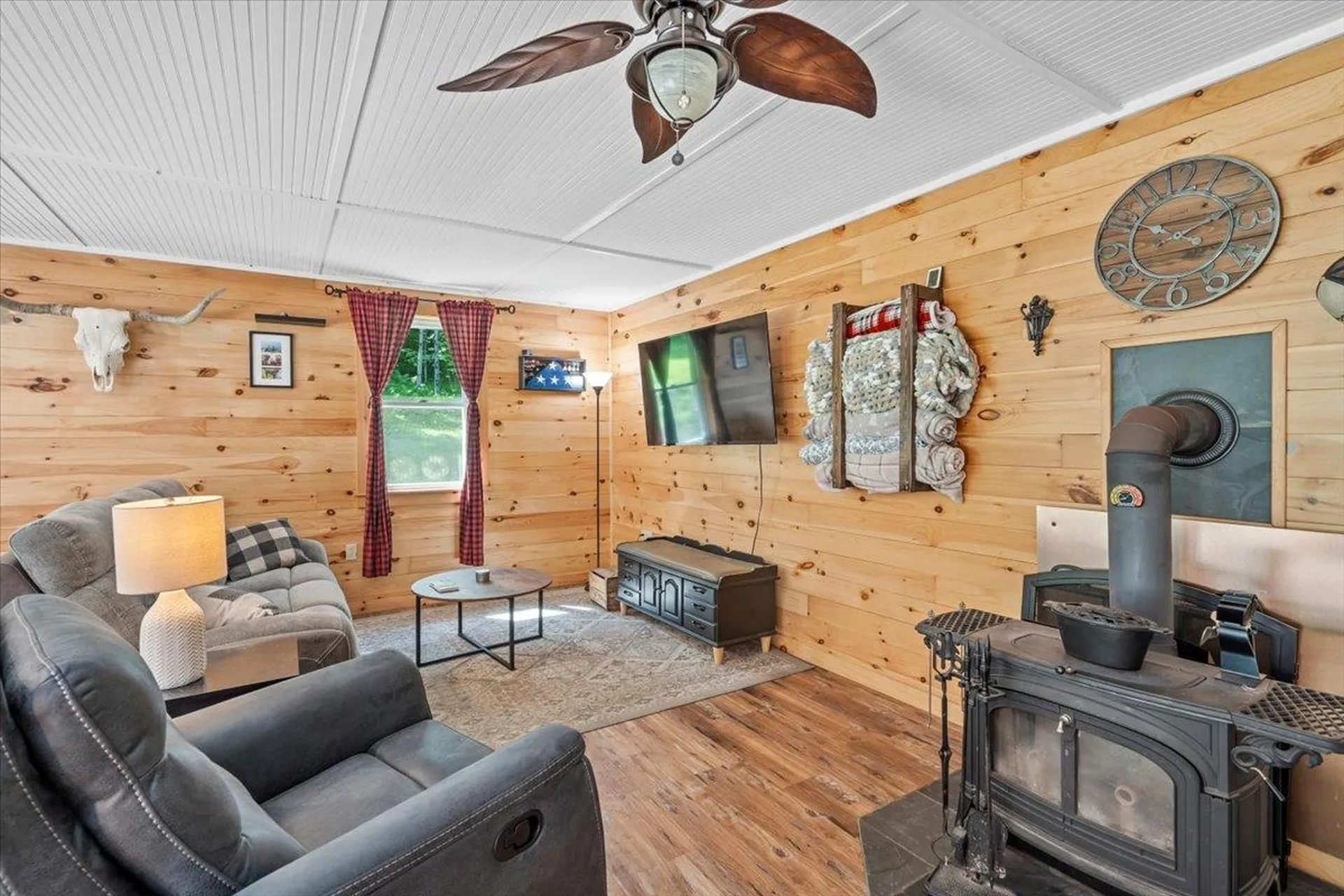 114 W Woodbury Road Woodbury VT 05680