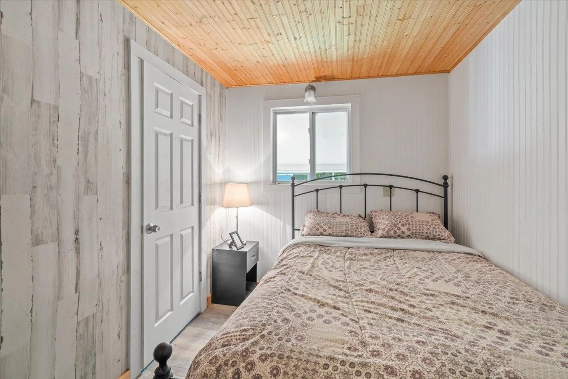 114 W Woodbury Road Woodbury VT 05680