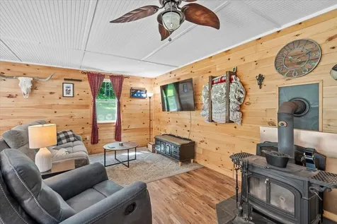 114 W Woodbury Road Woodbury VT 05680
