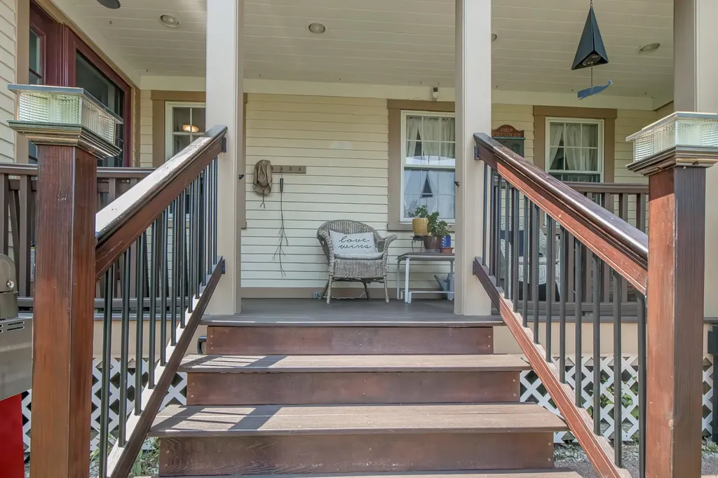 330 Knox Marsh Road Madbury NH 03823