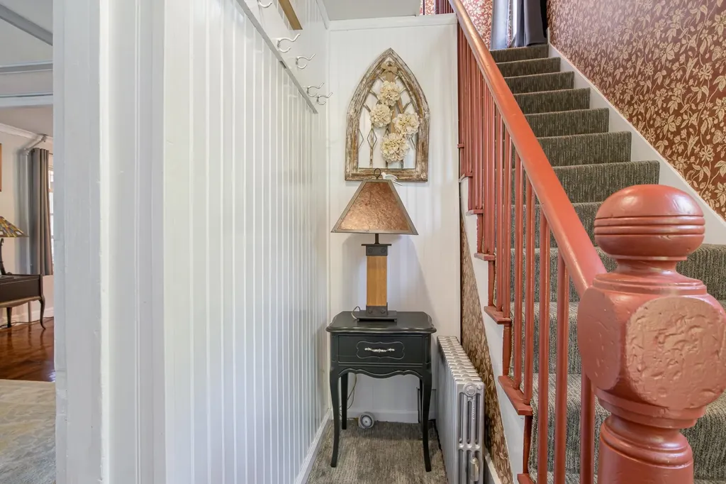 330 Knox Marsh Road Madbury NH 03823
