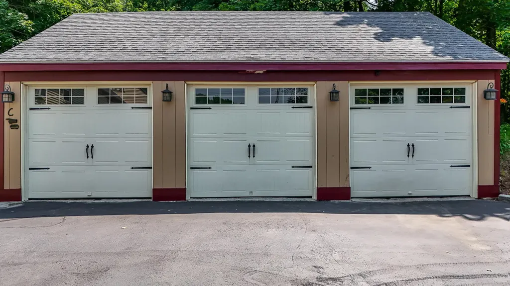 330 Knox Marsh Road Madbury NH 03823