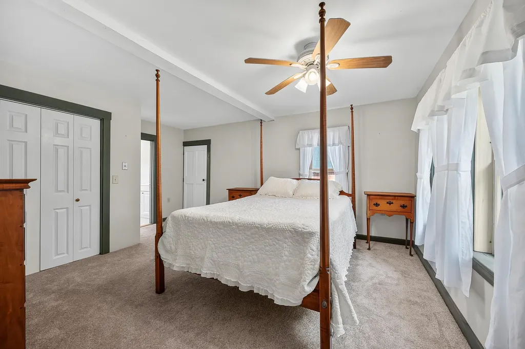 1467 Brownfield Road Conway NH 03813