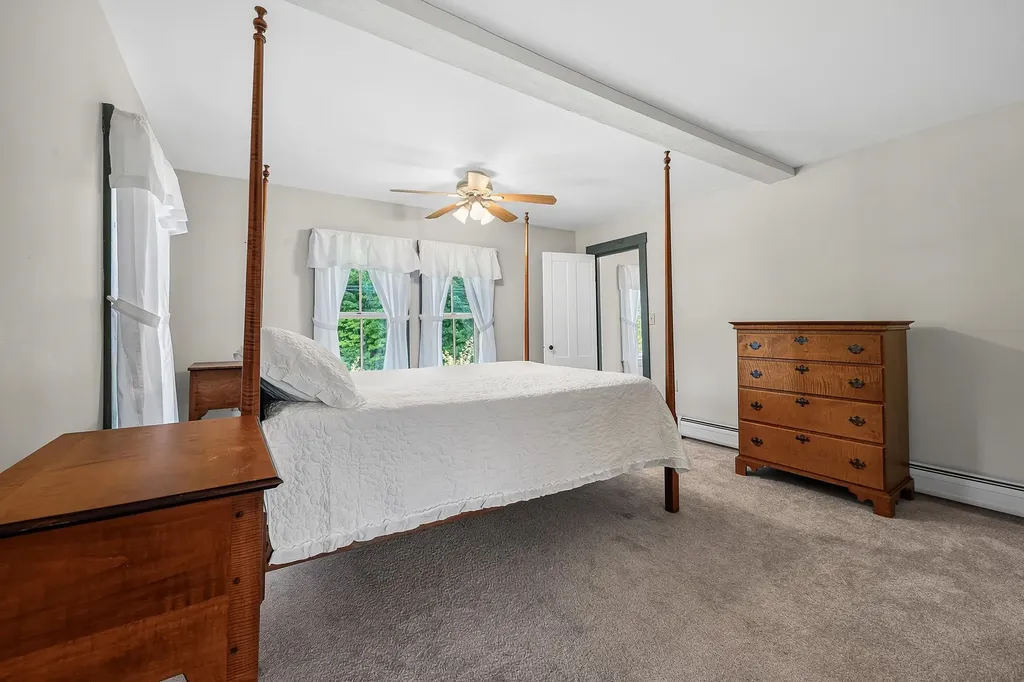 1467 Brownfield Road Conway NH 03813