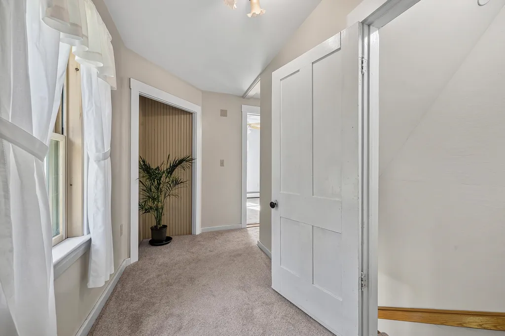 1467 Brownfield Road Conway NH 03813