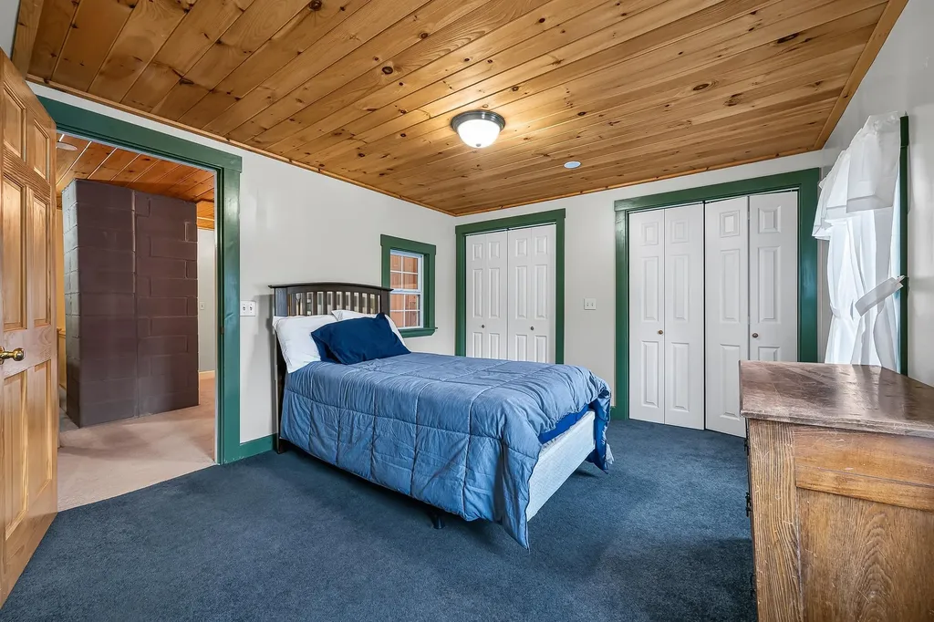 1467 Brownfield Road Conway NH 03813