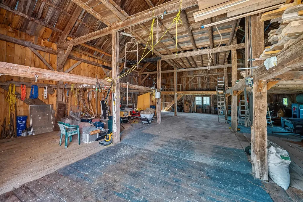 1467 Brownfield Road Conway NH 03813