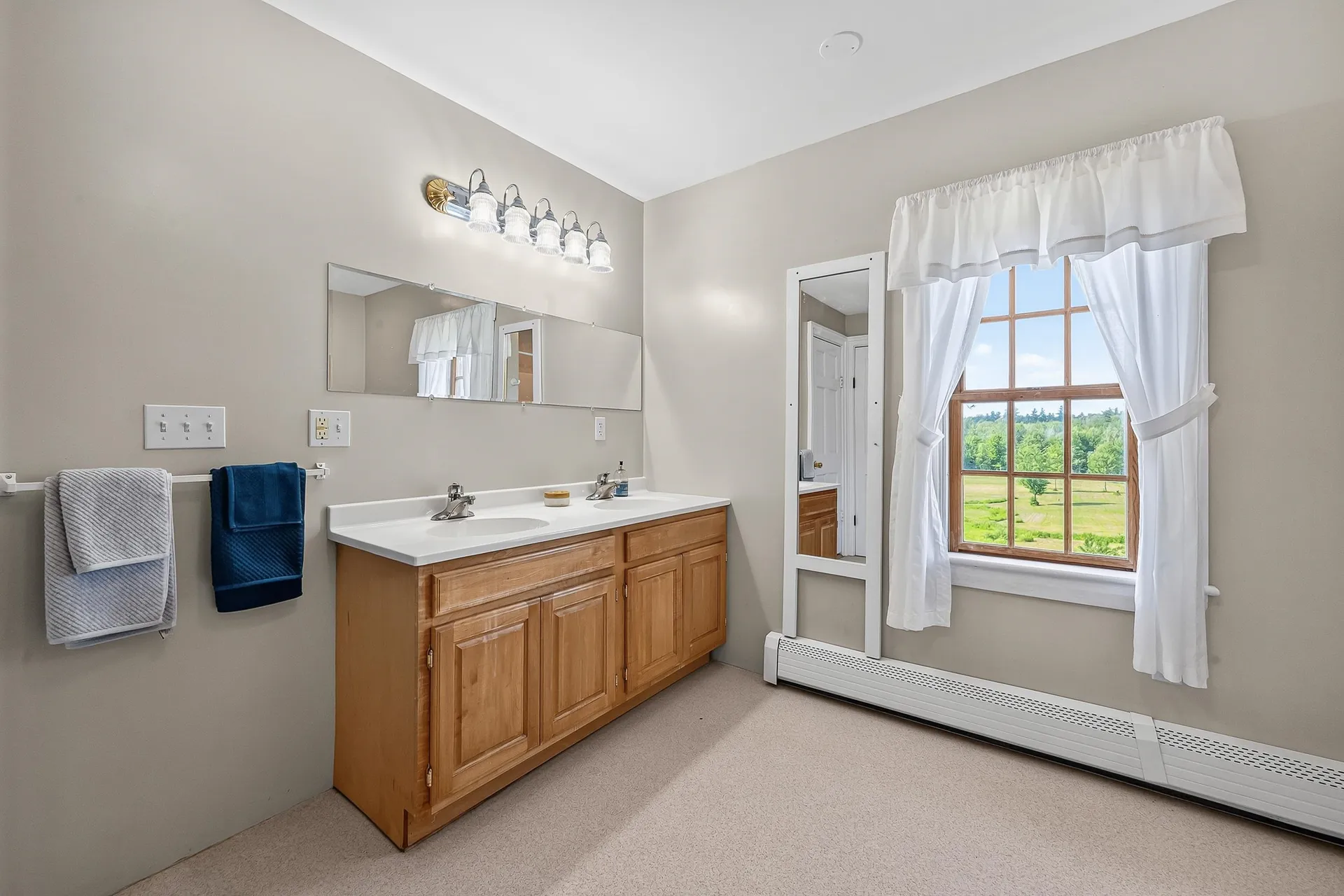 1467 Brownfield Road Conway NH 03813