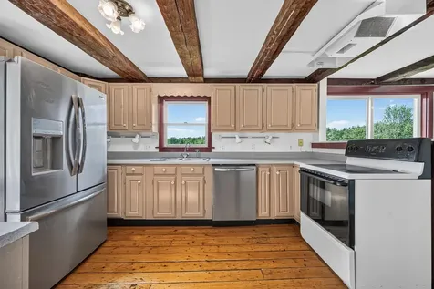 1467 Brownfield Road Conway NH 03813