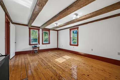 1467 Brownfield Road Conway NH 03813