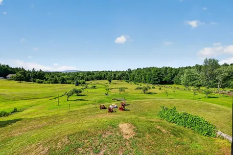 1467 Brownfield Road Conway NH 03813