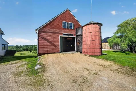 1467 Brownfield Road Conway NH 03813