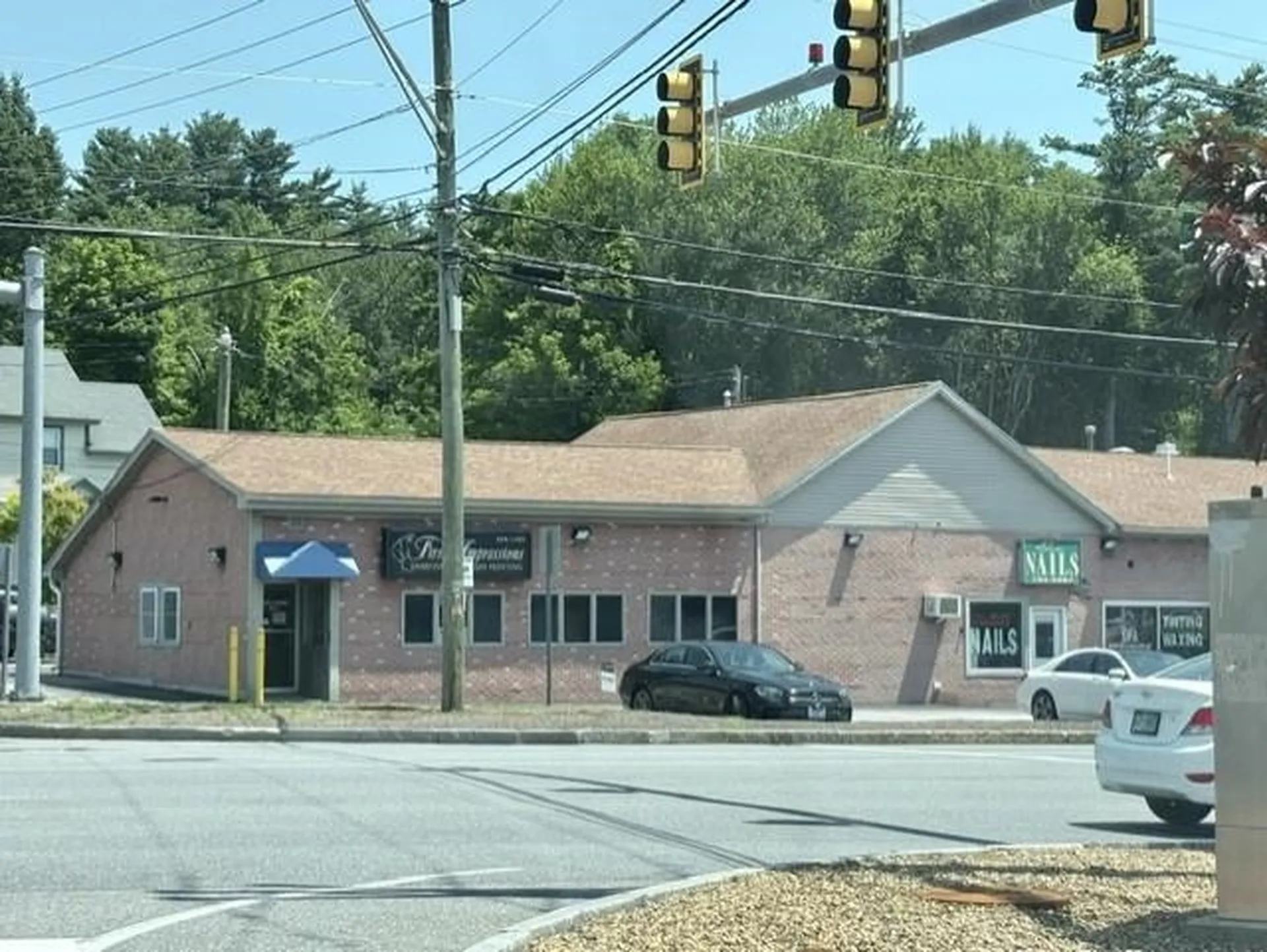 1261 Hooksett Road Hooksett NH 03106