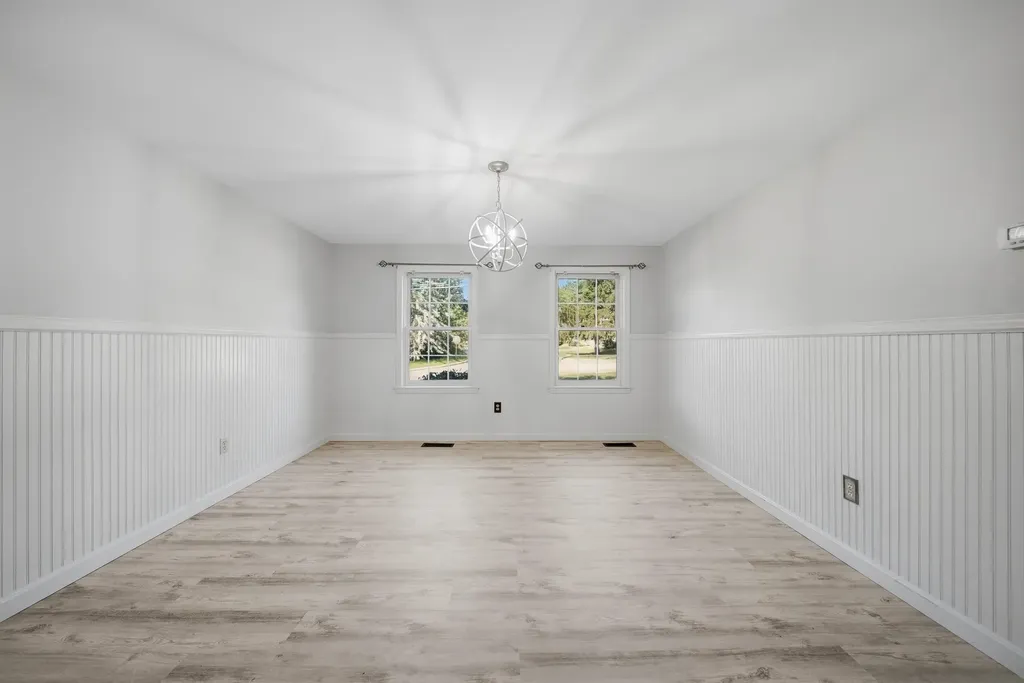 101 Currier Drive Manchester NH 03104