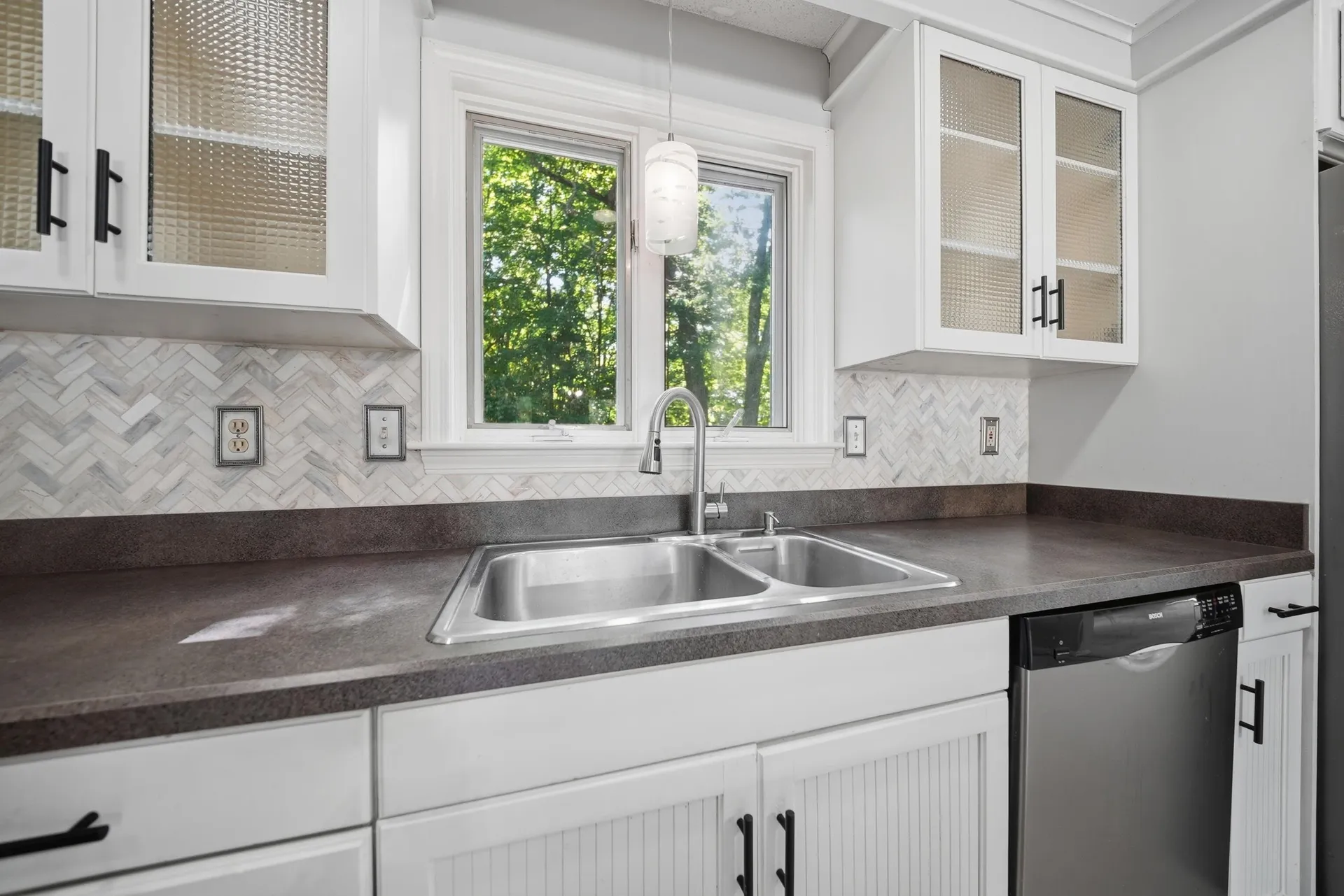 101 Currier Drive Manchester NH 03104