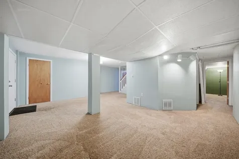 101 Currier Drive Manchester NH 03104