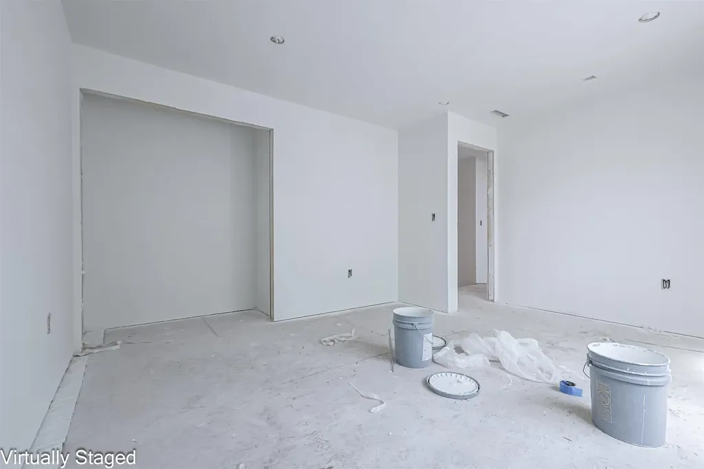 8 Blaisdell Court Raymond NH 03077