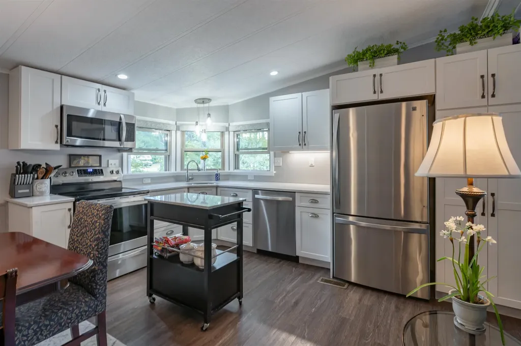 30 Country Way Goffstown NH 03045