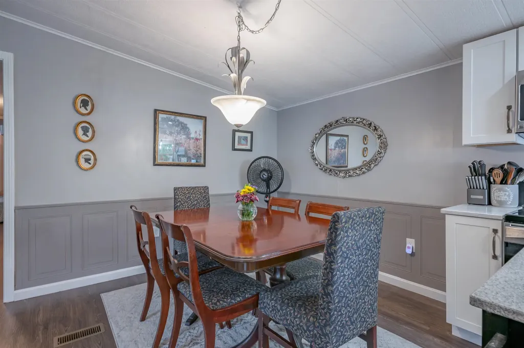 30 Country Way Goffstown NH 03045