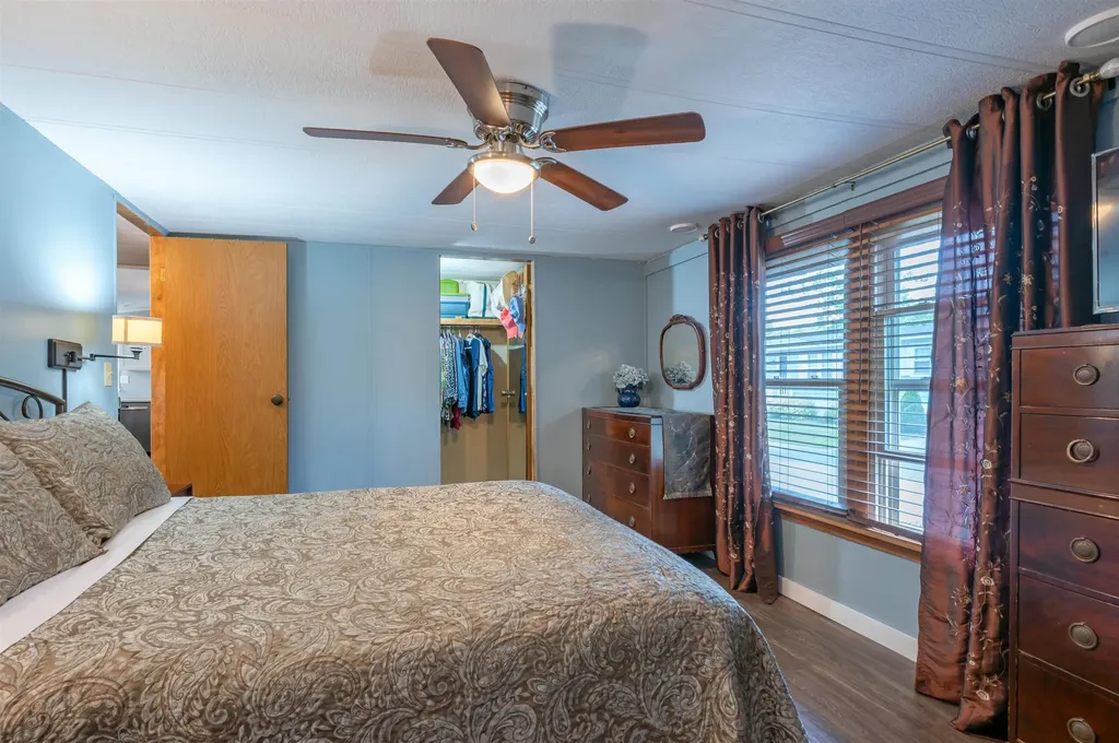 30 Country Way Goffstown NH 03045