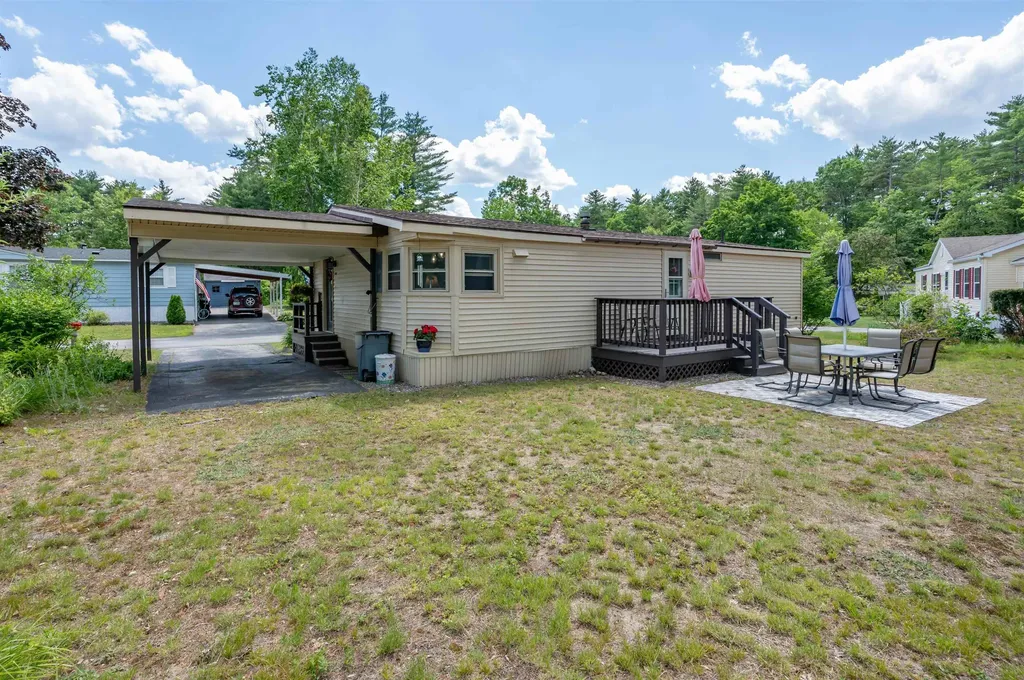 30 Country Way Goffstown NH 03045