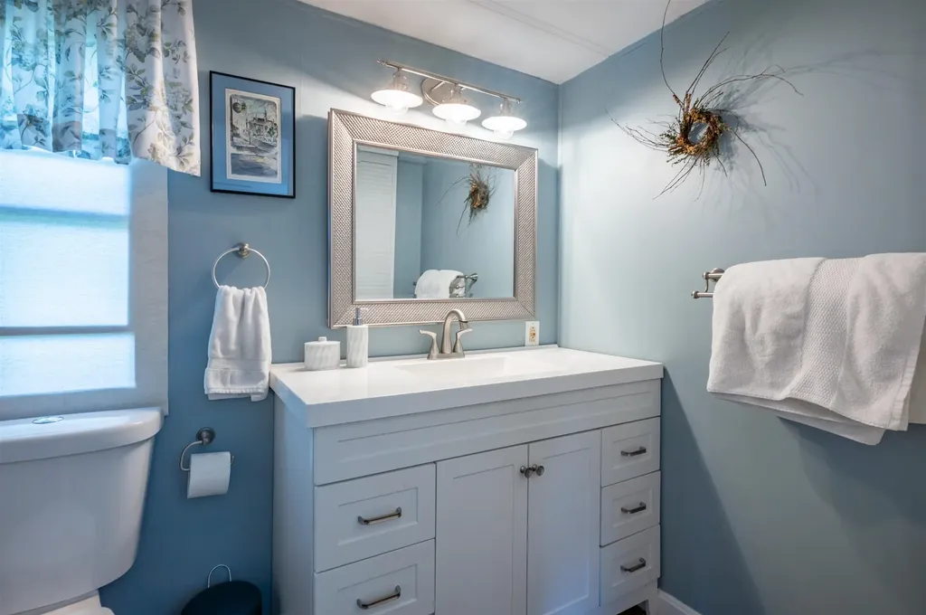 30 Country Way Goffstown NH 03045