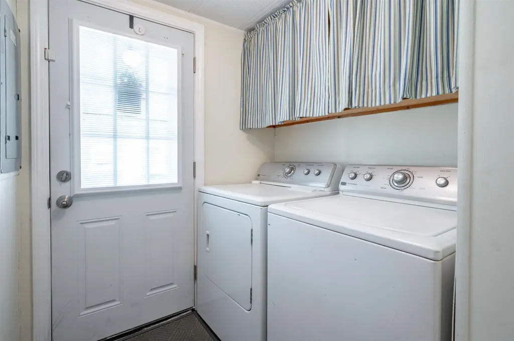 30 Country Way Goffstown NH 03045